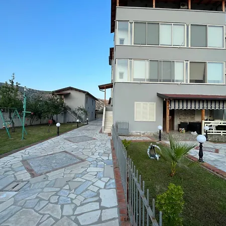 Hotel-gjovalini *