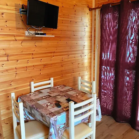 Hotel-gjovalini *